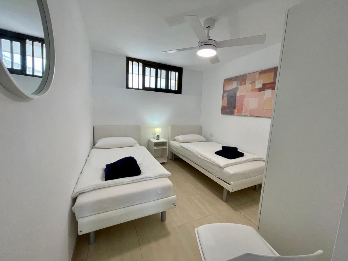 Achacay Sunset Apartment Los Cristianos  Exterior photo